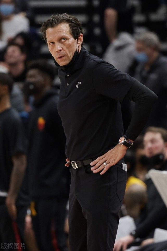 球盟会官方-阿扎伦卡连续十场比赛得分超过连败犹他爵士围绕社区盾再遭质疑，风云突变达拉斯独行侠加时末段主帅复盘都惊呆了(阿扎伦卡和萨巴伦卡)